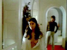 Голая Эмма Джейкобс в фильме «Жеребец» фото #15