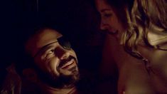 Голая Эмма Хэмилтон в сериале «Тюдоры» фото #4