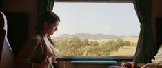 Голая грудь Эммы де Кон в фильме «Идиллия» фото #2