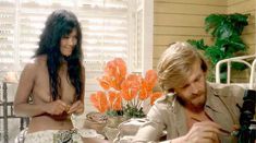 Голая Эмманюэль Арсан в фильме «Лаура» фото #21