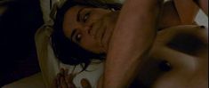 Голая Эмманюэль Сенье в фильме «Похититель тел» фото #28