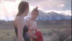 Энджел Борис оголила грудь и попу в фильме Lost Lake