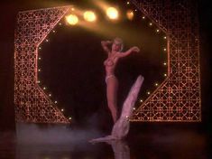 Голая Энджел Томпкинс в фильме «Закон Мерфи» фото #4