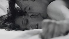 Голая Энджи Сепеда в фильме «Элено» фото #6