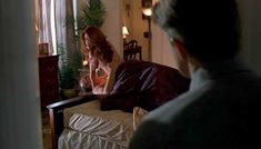 Голая Энджи Эверхарт в фильме «Замена»