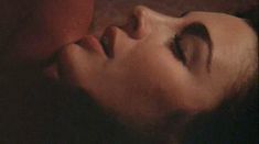 Голая Энн Арчер в фильме «Спасатель» фото #2