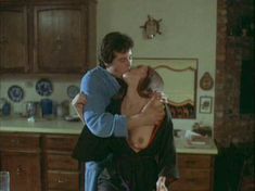 Голая Энн Локхарт в фильме «Развлекательная поездка» фото #2