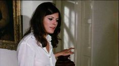 Голая Энн Мишель в фильме «Ведьма-девственница» фото #56