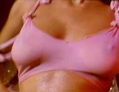 Голая Энни МакОли в фильме «Сумасброды 2. Не в своем уме» фото #4