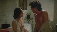 Голая грудь Энрики Марии Модуньо в фильме «Хаос» фото #4