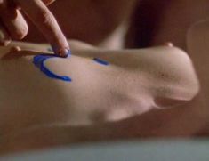 Голая Эрика Андерсон в фильме «Зандали» фото #20