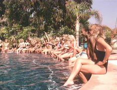 Голая Эрика Бойер в фильме «Повелители мира» фото #1