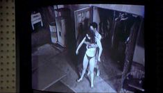 Голая Эрика Лирсен в фильме «Ведьма из Блэр 2. Книга теней» фото #12