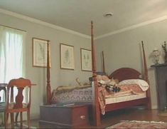 Голая Эрика Смит в фильме «Окровавленный пляж» фото #1