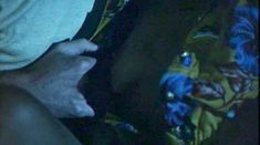 Голая Эрика Хоуп в фильме «Кровавый день рождения» фото #3