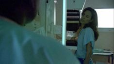 Голая Эрин Дэниелс в сериале «Секс в другом городе» фото #8