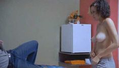 Голая Эрмила Гуэдес в фильме «Небо Суели» фото #9