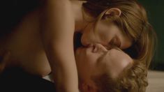 Голая Эшли Грин в сериале «Бестия» фото #2