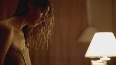 Голая Эшли Грин в сериале «Бестия» фото #5