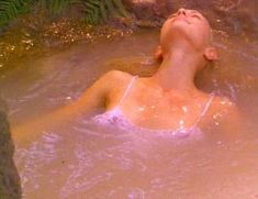 Голая Эшли Джадд в фильме «Темный полдень» фото #11