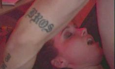 Голая Эшли Шэпперт в фильме «Живая еда» фото #12