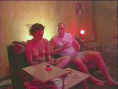 Голая Эшли Шэпперт в фильме «Живая еда» фото #15