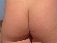 Голая Юлия Маярчук в фильме «Дримс» фото #1