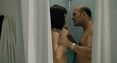 Голая Яэль Абекассис в фильме «Алила» фото #9