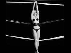 Развратная Майли Сайрус в клипе Tongue Tied фото #12