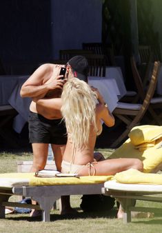 Мужду ног Виктории Сильвстедт фото #5