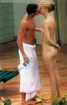 Полностью голая Гвинет Пэлтроу фото #5