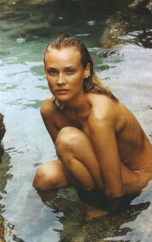 Обнаженная Дайан Крюгер в журналк Elle фото #4