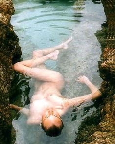 Обнаженная Дайан Крюгер в журналк Elle фото #8