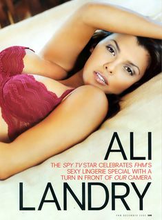 Возбуждающая Эли Ландрив сексуальном белье для журнала FHM фото #3