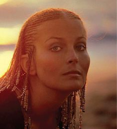 Голая грудь Бо Дерек  в журнале Playboy фото #2