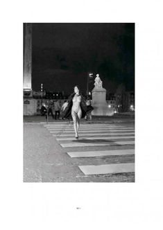 Абсолютно обнажённая Джейн Биркин снялась в журнале Playboy фото #6