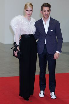 Соски Мелиссы Джордж на благотворительном мероприятии Convivio фото #13