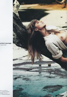 Обнаженная Эбби Ли Кершоу в журнале Numero фото #5