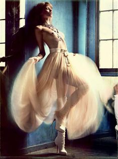 Эбби Ли Кершоу топлесс для журнала Muse фото #3