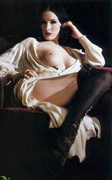 Абсолютно голая Дита Фон Тиз  в журнале Плейбой