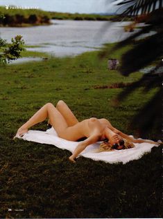 Красивая Рэйчел Хантер снялась голой в журнале Playboy фото #4