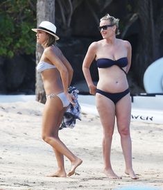 Красотка Джессика Альба отдыхает на Карибских островах фото #13