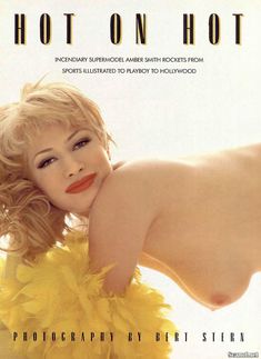 Абсолютно голая Эмбер Смит в журнале Playboy фото #2