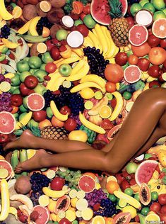 Наоми Кэмпбелл снялась голой  в журнале Playboy фото #5