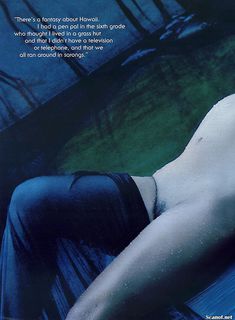 Обнажённая Тиа Каррере в чувственном образе для журнала Playboy фото #9