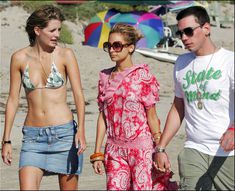 Стройная красотка Миша Бартон на пляже фото #1