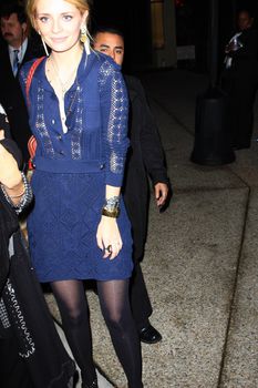 Миша Бартон без лифчика на вечеринке Benny Medina фото #5