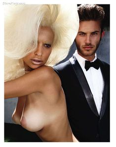 Сексуальная Эмили Ратаковски обнажилась в журнале Treats фото #10