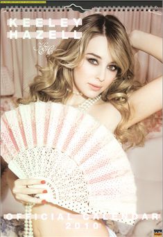 Горячая Кили Хэзелл в эротическом образе для журнала Official Calendar фото #1