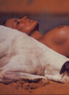 Бо Дерек разделась  в журнале Playboy фото #10